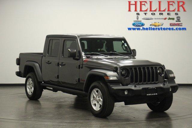 used 2020 Jeep Gladiator car, priced at $25,962