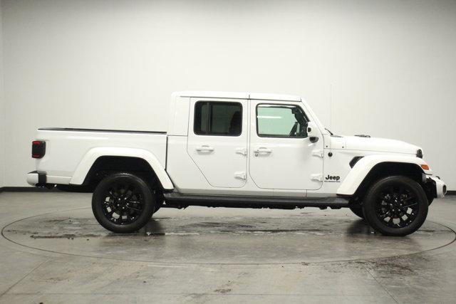 used 2021 Jeep Gladiator car, priced at $33,462