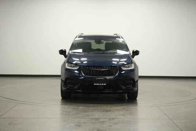 new 2025 Chrysler Pacifica car, priced at $56,335