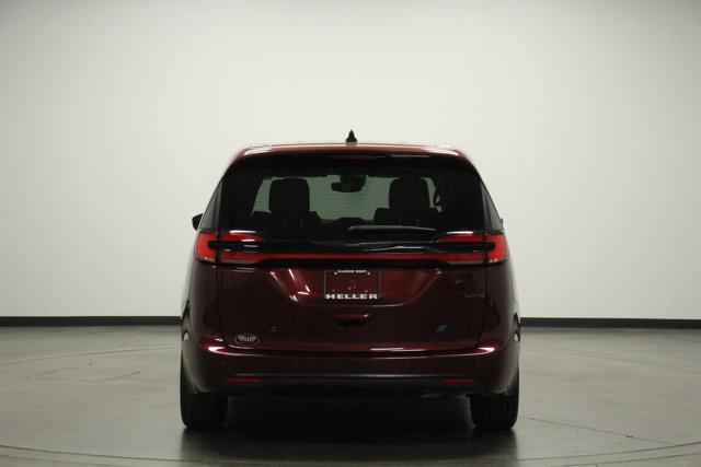 used 2023 Chrysler Pacifica Hybrid car, priced at $31,962