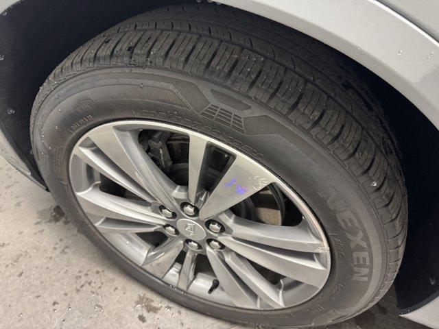 used 2025 Cadillac XT6 car, priced at $45,962