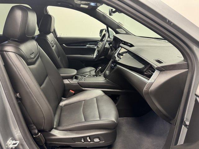 used 2025 Cadillac XT6 car, priced at $45,962