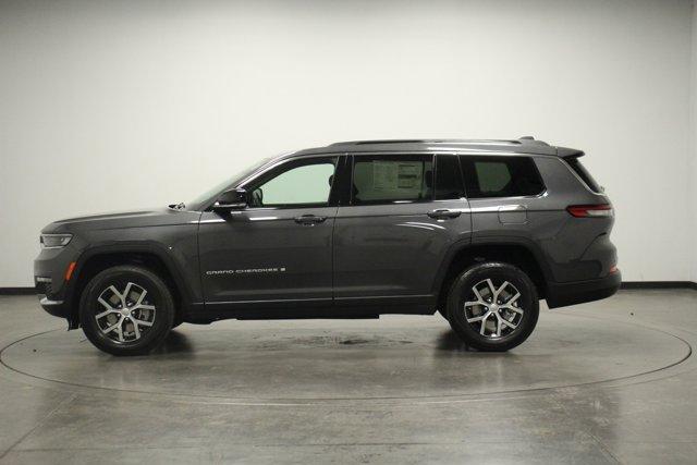 new 2025 Jeep Grand Cherokee L car, priced at $49,295