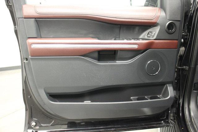 used 2023 Ford Expedition car, priced at $41,962
