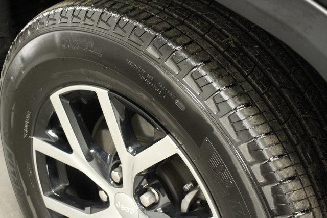 used 2024 Jeep Grand Cherokee L car, priced at $40,962