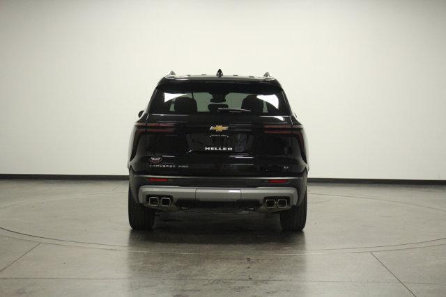 used 2024 Chevrolet Traverse car, priced at $40,462