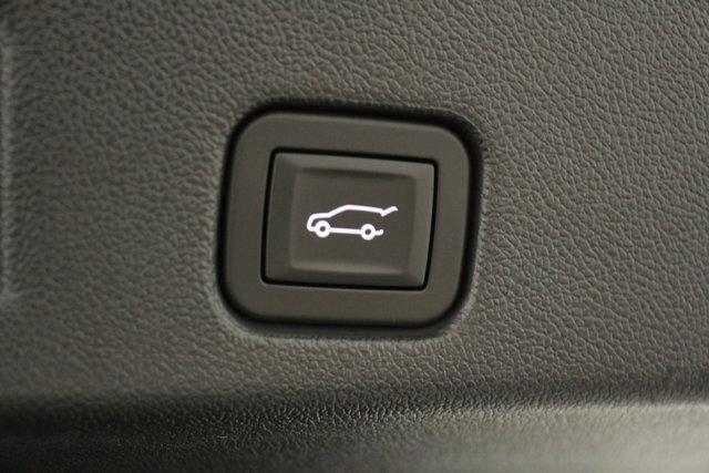 used 2024 Chevrolet Traverse car, priced at $40,462