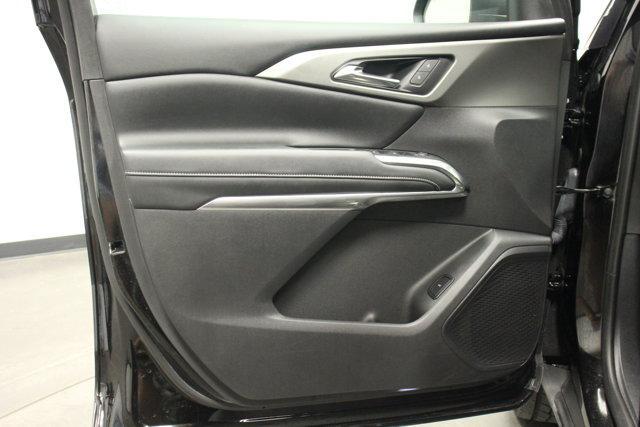 used 2024 Chevrolet Traverse car, priced at $40,462