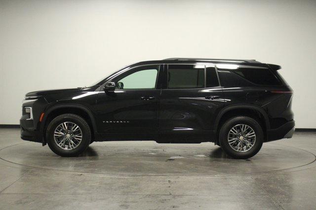 used 2024 Chevrolet Traverse car, priced at $40,462