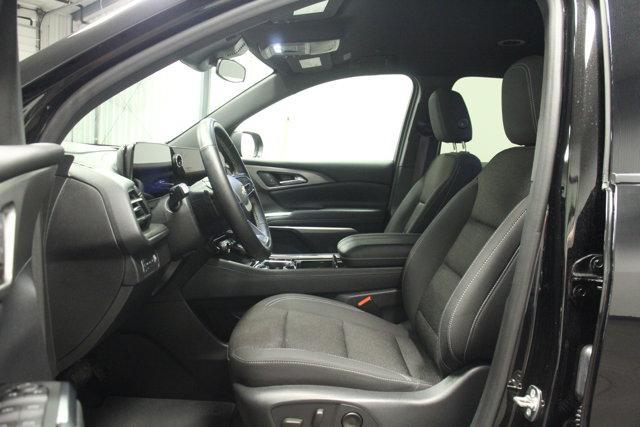 used 2024 Chevrolet Traverse car, priced at $40,462