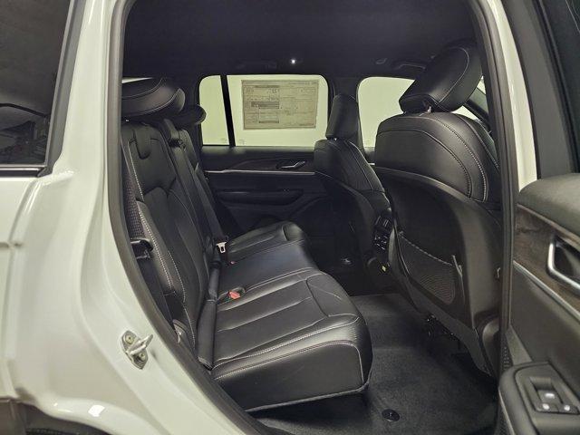 new 2025 Jeep Grand Cherokee car, priced at $49,525
