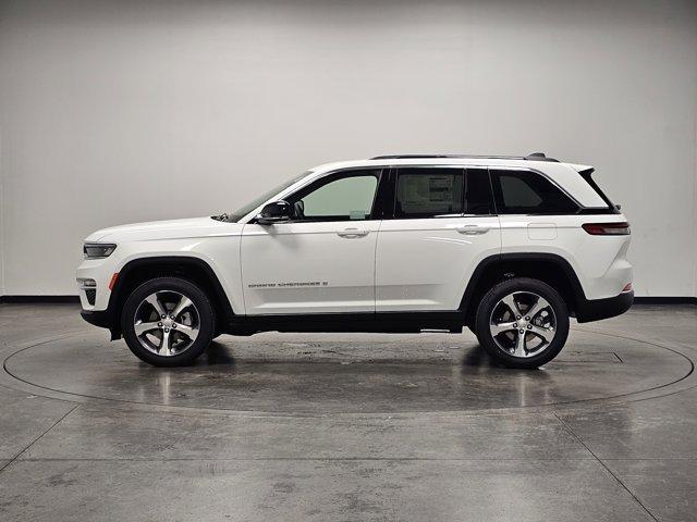 new 2025 Jeep Grand Cherokee car, priced at $49,525