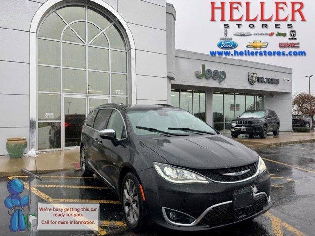 used 2020 Chrysler Pacifica car, priced at $23,962