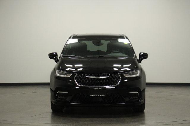 new 2025 Chrysler Pacifica car, priced at $45,315