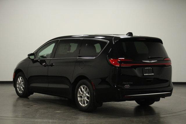 new 2025 Chrysler Pacifica car, priced at $45,315