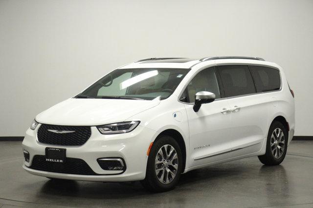 used 2023 Chrysler Pacifica Hybrid car, priced at $39,962