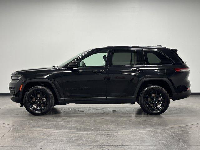 used 2024 Jeep Grand Cherokee car, priced at $33,462