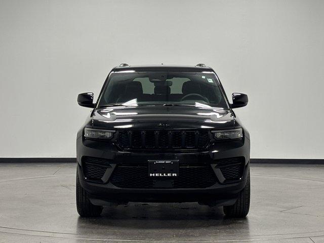 used 2024 Jeep Grand Cherokee car, priced at $33,462