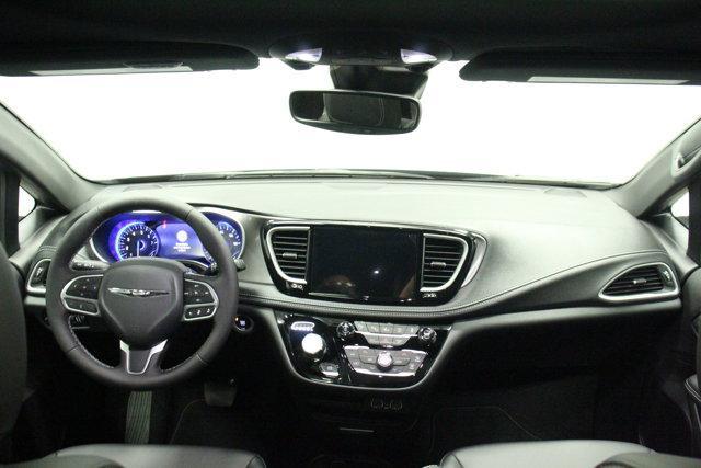 new 2025 Chrysler Pacifica car, priced at $48,115