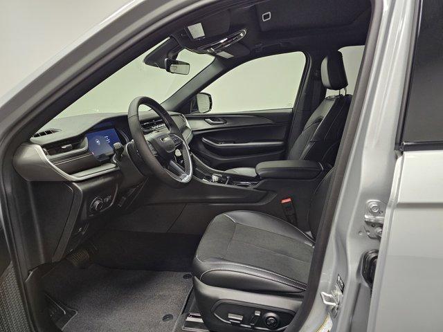 new 2025 Jeep Grand Cherokee car, priced at $46,730