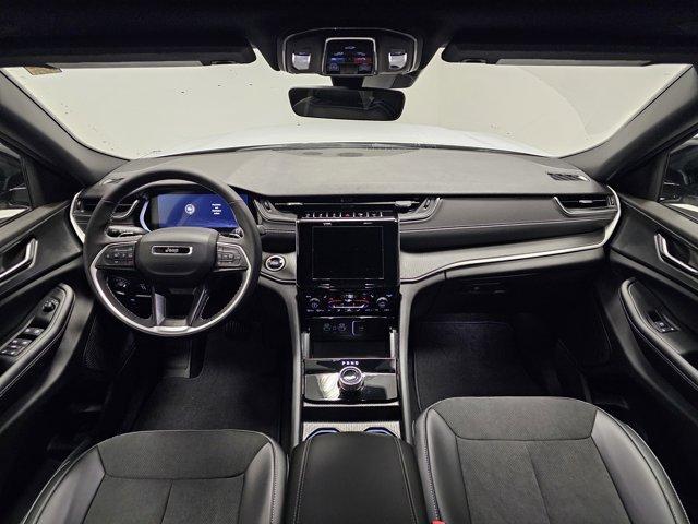 new 2025 Jeep Grand Cherokee car, priced at $46,730