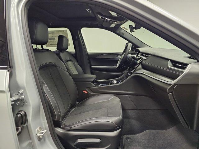 new 2025 Jeep Grand Cherokee car, priced at $46,730