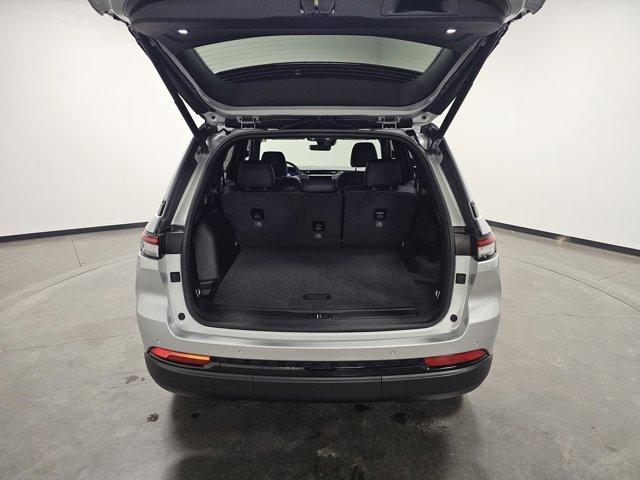 new 2025 Jeep Grand Cherokee car, priced at $46,730