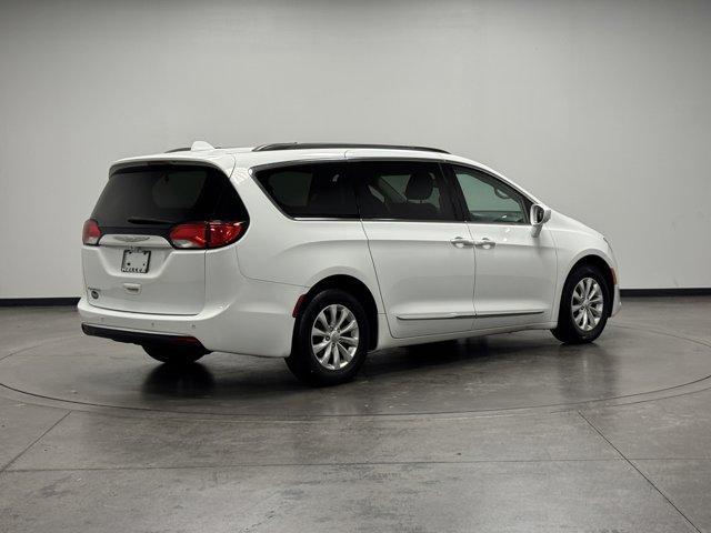 used 2017 Chrysler Pacifica car, priced at $8,462