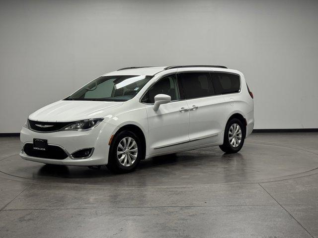 used 2017 Chrysler Pacifica car, priced at $8,462