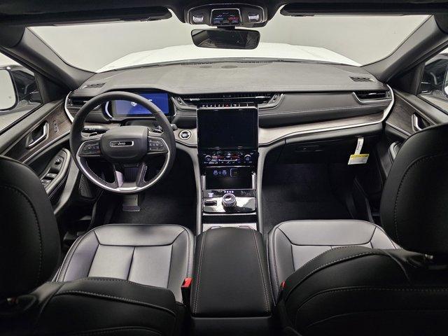 new 2025 Jeep Grand Cherokee car, priced at $52,140