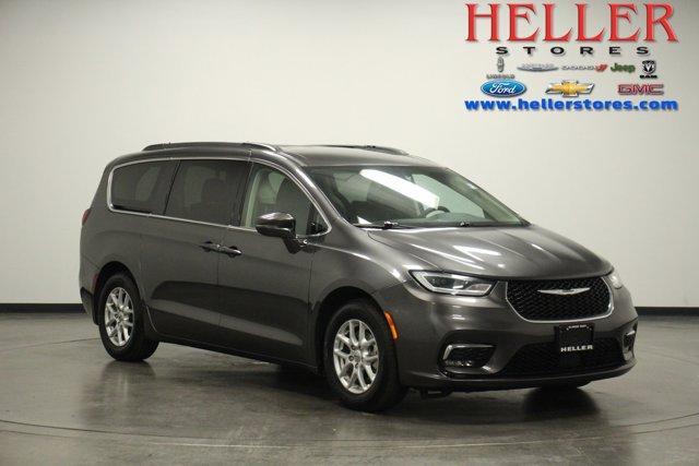 used 2022 Chrysler Pacifica car, priced at $19,962