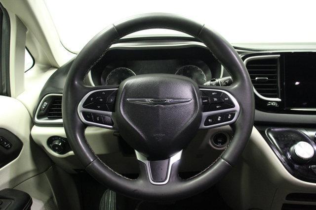 used 2022 Chrysler Pacifica car, priced at $19,962