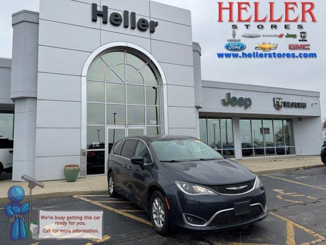 used 2020 Chrysler Pacifica car, priced at $18,462