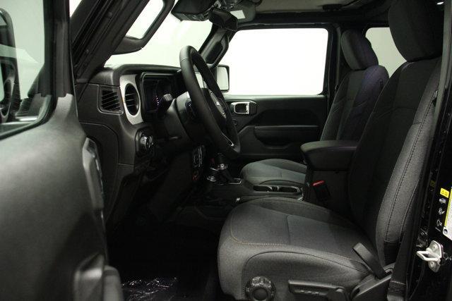 new 2025 Jeep Wrangler car, priced at $55,075