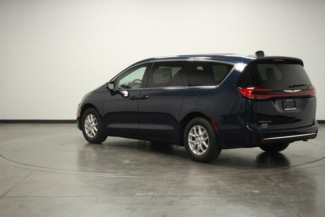 new 2025 Chrysler Pacifica car, priced at $44,640