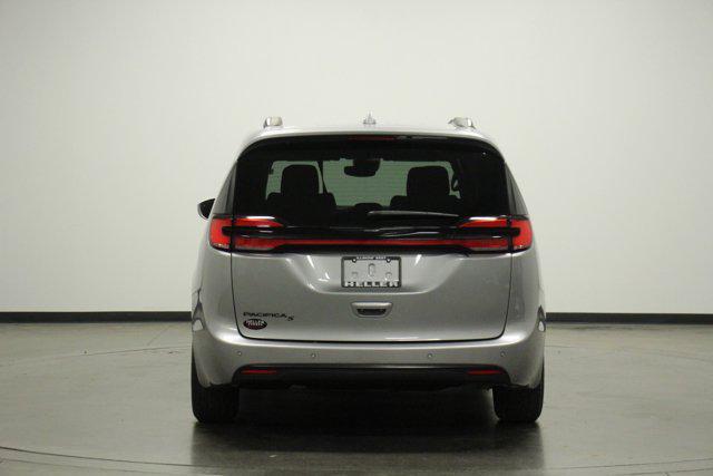 used 2021 Chrysler Pacifica car, priced at $24,962