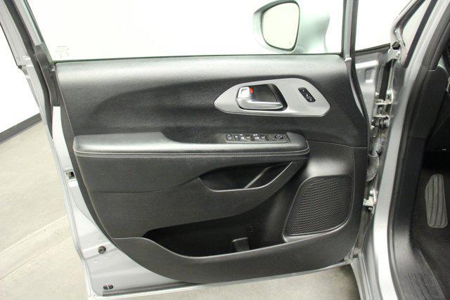 used 2021 Chrysler Pacifica car, priced at $24,962