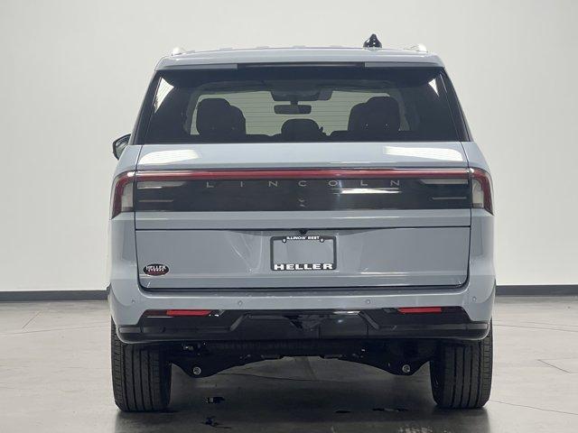 new 2025 Lincoln Navigator car, priced at $102,940