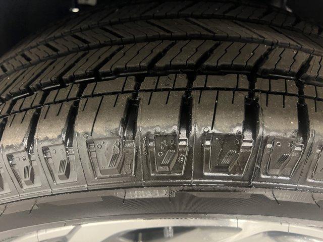 new 2025 Lincoln Navigator car, priced at $102,940