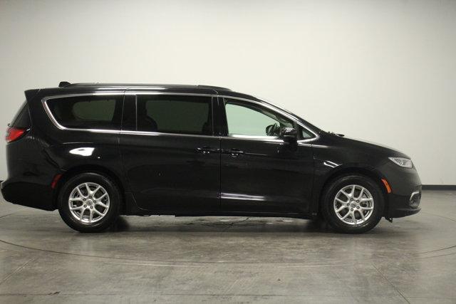 used 2022 Chrysler Pacifica car