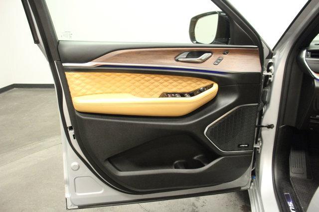 used 2024 Jeep Grand Cherokee car, priced at $48,962