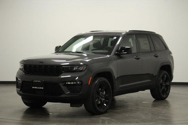 new 2025 Jeep Grand Cherokee car, priced at $50,220