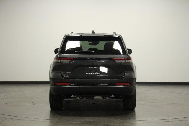 new 2025 Jeep Grand Cherokee car, priced at $50,220