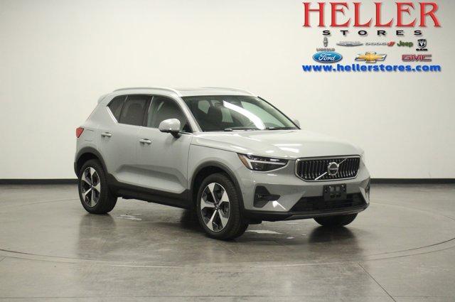 used 2025 Volvo XC40 car, priced at $41,962