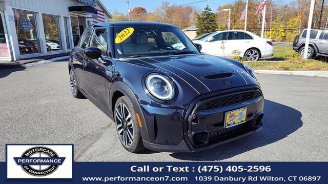 used 2022 MINI Hardtop car, priced at $27,995