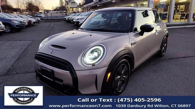 used 2022 MINI Hardtop car, priced at $26,995