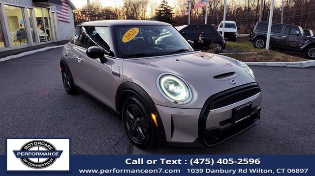 used 2022 MINI Hardtop car, priced at $26,995