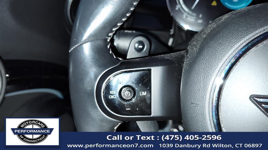 used 2022 MINI Hardtop car, priced at $25,980