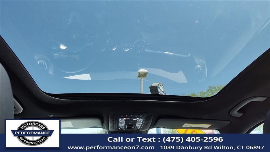 used 2021 Mercedes-Benz GLB 250 car, priced at $31,995