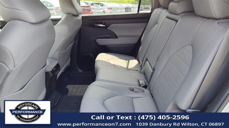 used 2020 Toyota Highlander car, priced at $29,888